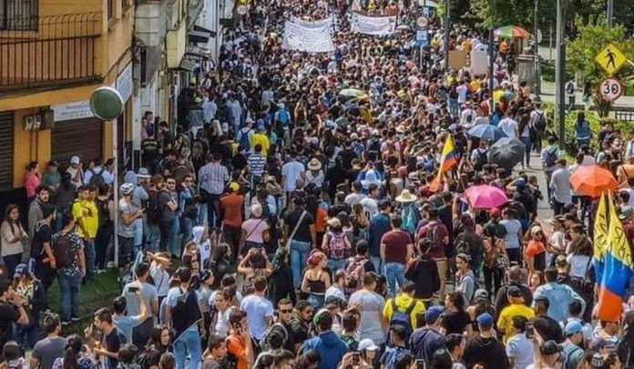 Marchas a favor y en contra del Gobierno Petro