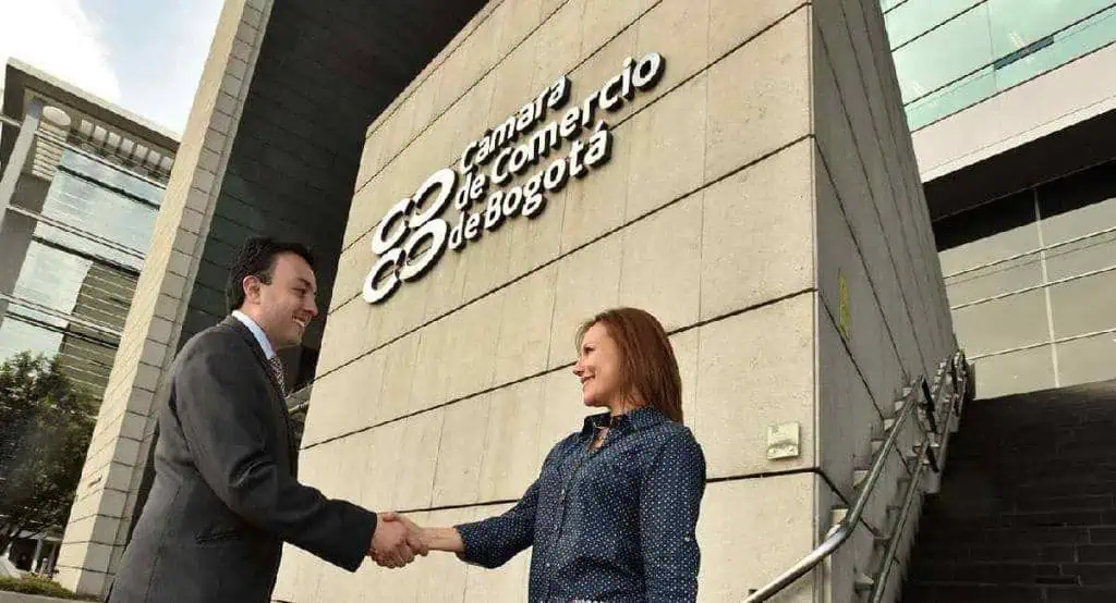 Cámara de Comercio de Bogotá apoya generación de empleo con 10 iniciativas de ‘Acciona tu poder de hacer’ Cámara de Comercio de Bogotá apoya generación de empleo con 10 iniciativas de ‘Acciona tu poder de hacer’