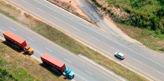 Restricción a vehículos de carga en el reversible Anapoima -