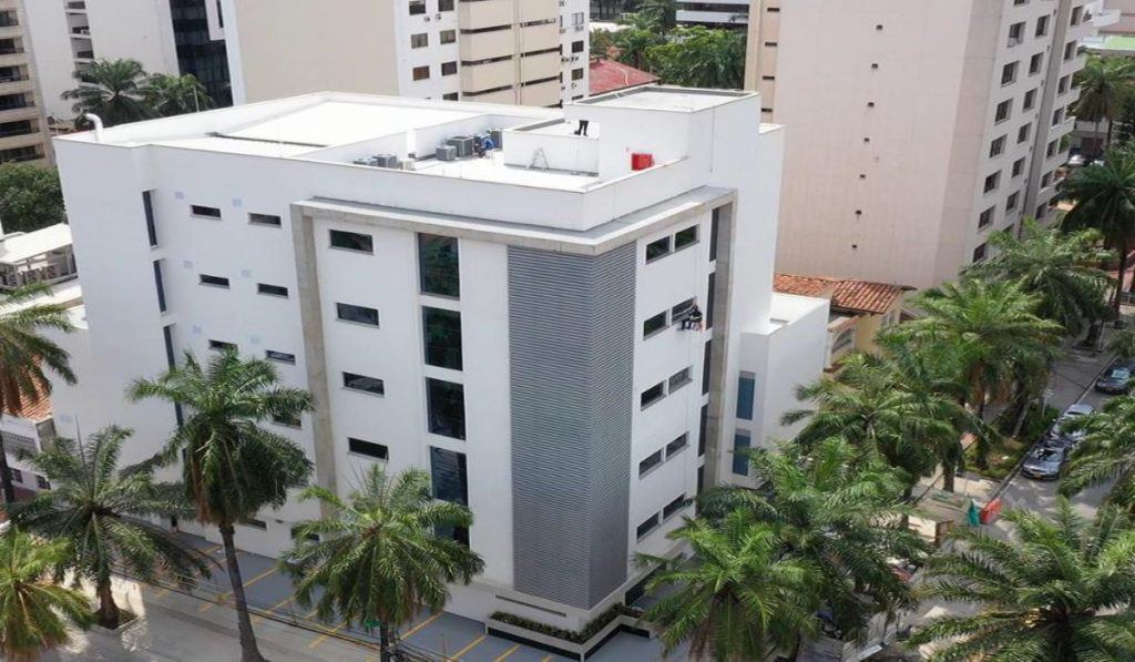Pei adquiere el centro médico Sanitas Versalles en Cali