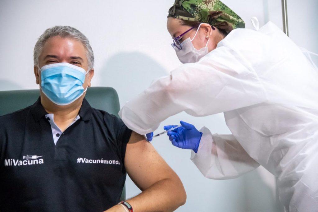 Presidente Duque recibió la primera dosis de la vacuna contra el Covid-19 Presidente Duque recibió la primera dosis de la vacuna contra el Covid-19