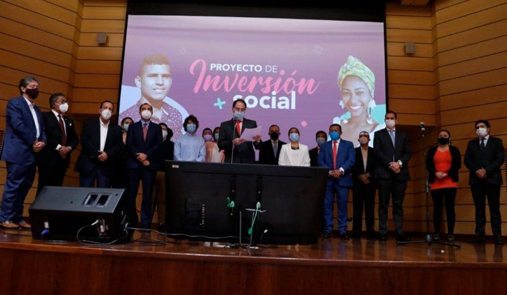 Reforma tributaria en Colombia va para segundo semestre; Gobierno hará socialización