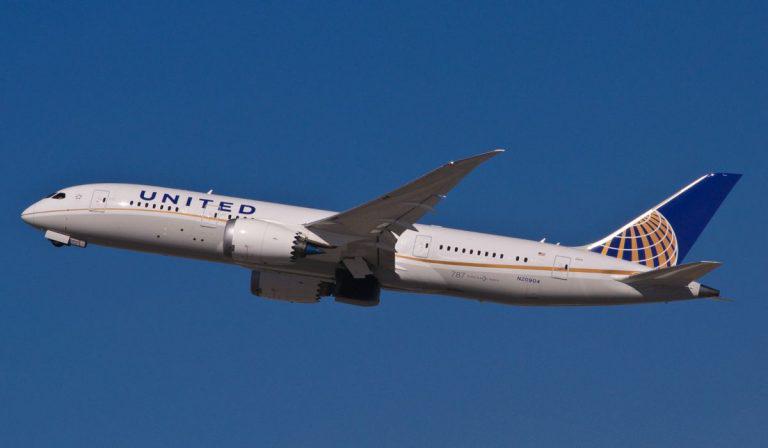 United Airlines incrementó sus ingresos en el primer trimestre de 2025