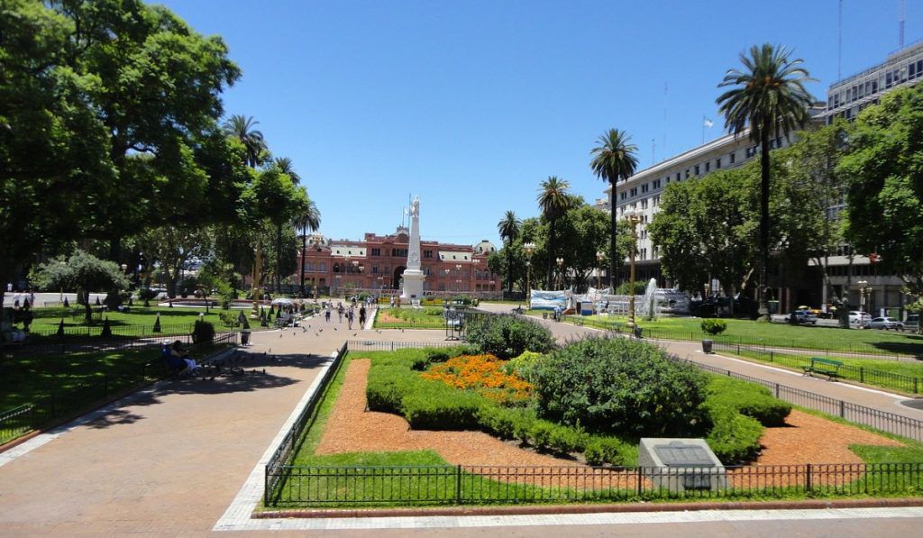PIB de Argentina creció 2,5 % en primer trimestre impulsado por la construcción