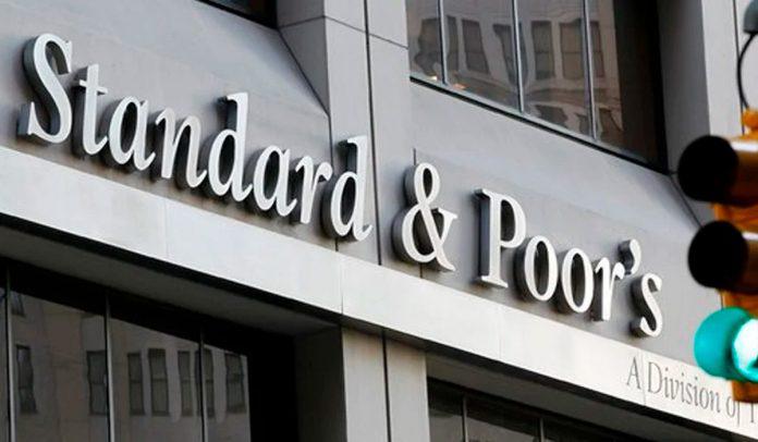 S&P Global Ratings revisó la perspectiva crediticia de 5 bancos en Colombia