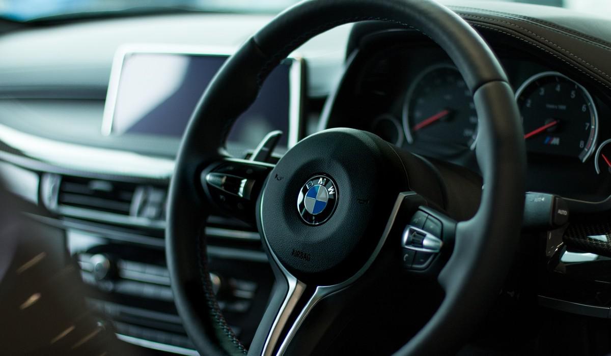 Por qué BMW lidera el negocio de los carros de alta gama en Colombia?