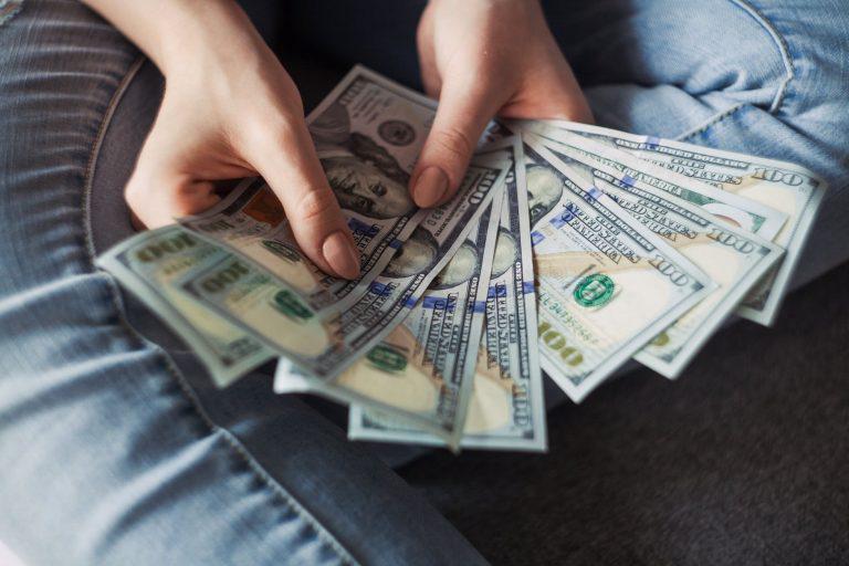 Deuda de países de bajos ingresos aumentó a récord de US$ 860.000 millones en 2020
