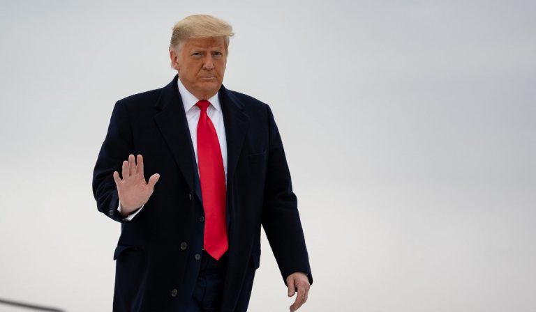 El eresidente de EE. UU. Donald Trump enfrentaría este jueves la acusación formal del juicio sobre sobornos en 2016 a la actriz porno Stormy Daniels.