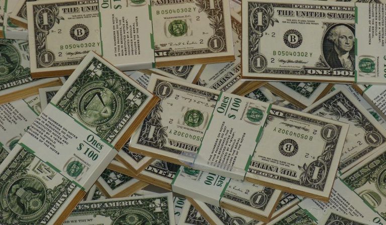 Dólar en Colombia cae 0,23 % en semana del 12 al 16 de julio