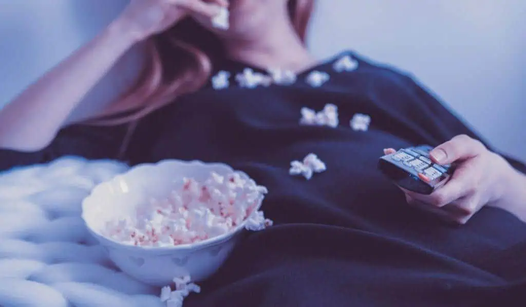 Clientes Todo Claro tendrán HBO Max gratis hasta diciembre Ver series en Netflix u otra plataforma es un plan muy común en Colombia.