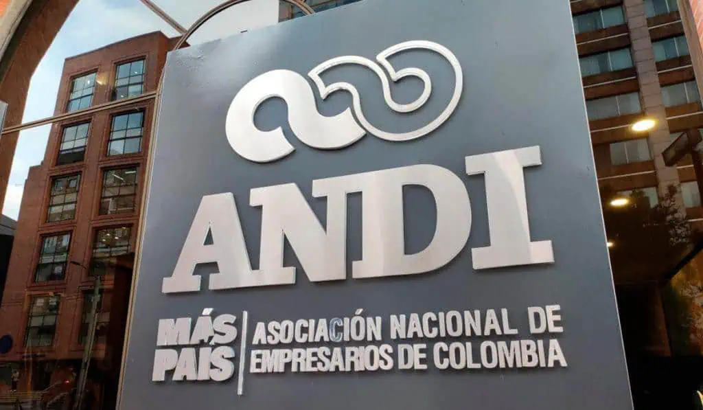 ANDI: impuestos saludables de tributaria impactarían a tenderos, consumidores y campesinos ANDI: impuestos saludables de tributaria impactarían a tenderos, consumidores y campesinos