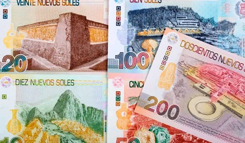 Ministerio de Finanzas de Perú revisó a la baja PIB para 2022 a 3,3 % Ministerio de Finanzas de Perú revisó a la baja PIB para 2022 a 3,3 %