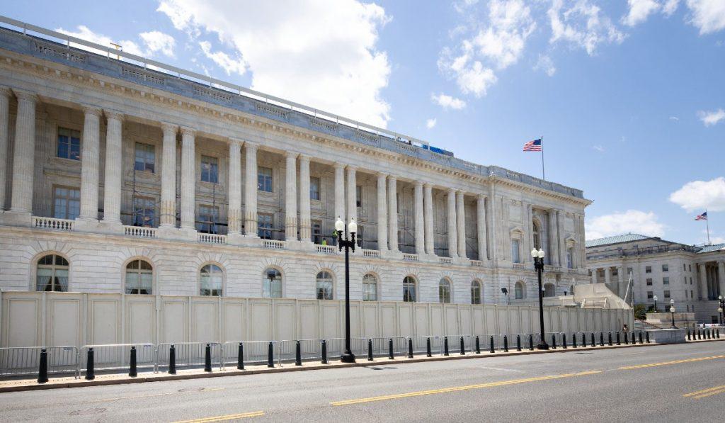 Senado de EE. UU. aprueba Plan de Infraestructura por US$1,2 billones