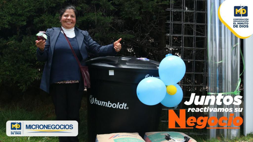 “Juntos reactivamos su negocio” sigue entregando ayudas a los dueños de pequeños negocios y sus familias