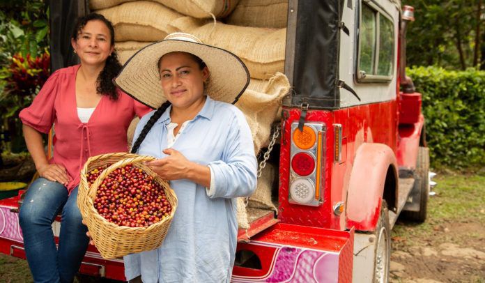 mujeres-cafeteras-juan-valdez