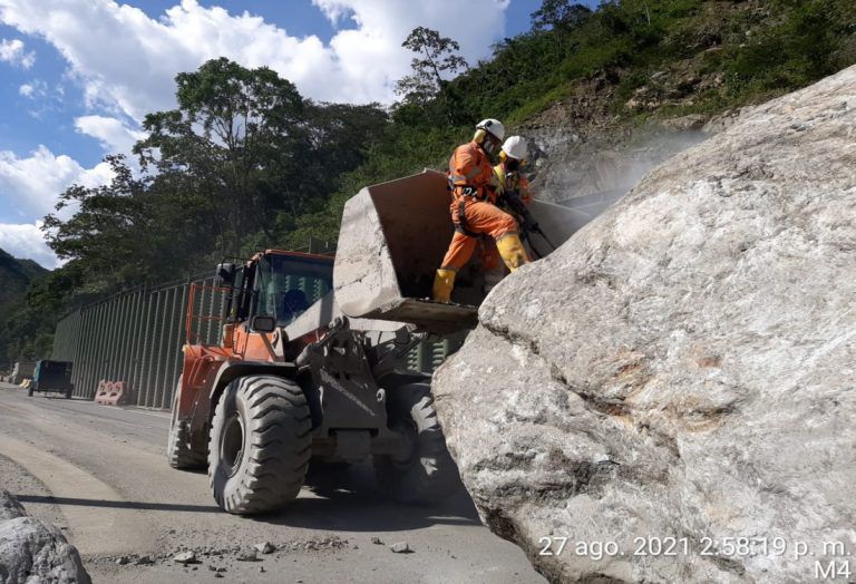 Sigue cierre en la vía Bogotá-Villavicencio; estos peajes se restringen Sigue cierre en la vía Bogotá-Villavicencio; estos peajes se restringen