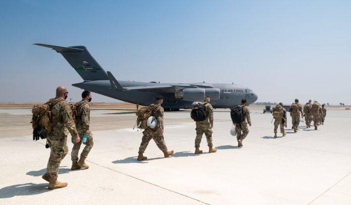 Pentágono confirma muerte de soldados de EE.UU. en explosión en aeropuerto de Kabul, Afganistán