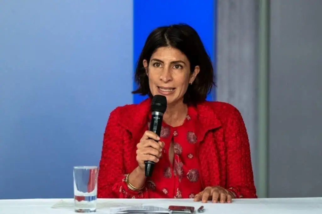 Ahora | Colombia mejora pronóstico de PIB para 2021 tras aprobarse reforma tributaria Ahora | Colombia mejora pronóstico de PIB para 2021 tras aprobarse reforma tributaria