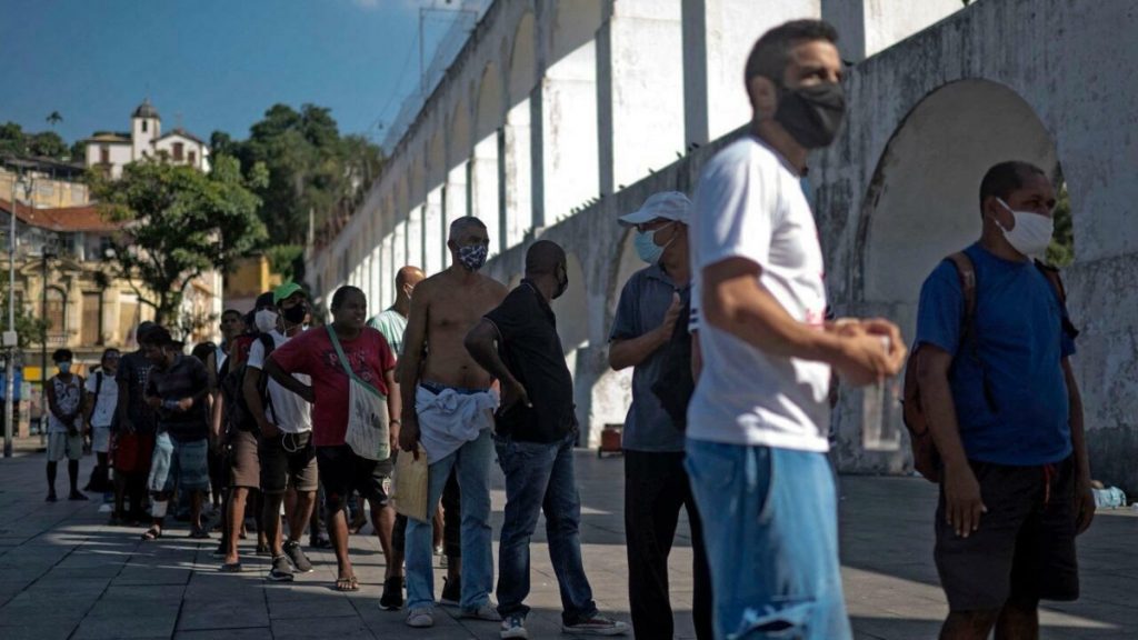 Cae desempleo en Brasil, pero se incrementa tasa de informalidad laboral