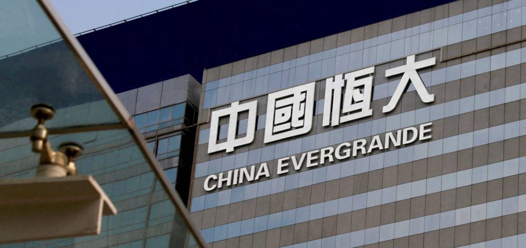 Premercado | Nuevo impago de Evergrande golpea confianza en bolsas mundiales