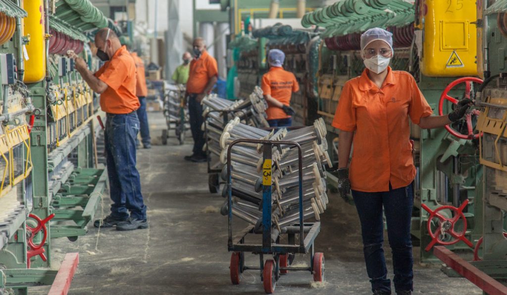 Compañía de Empaques se transforma en Grupo Excala y llega a México