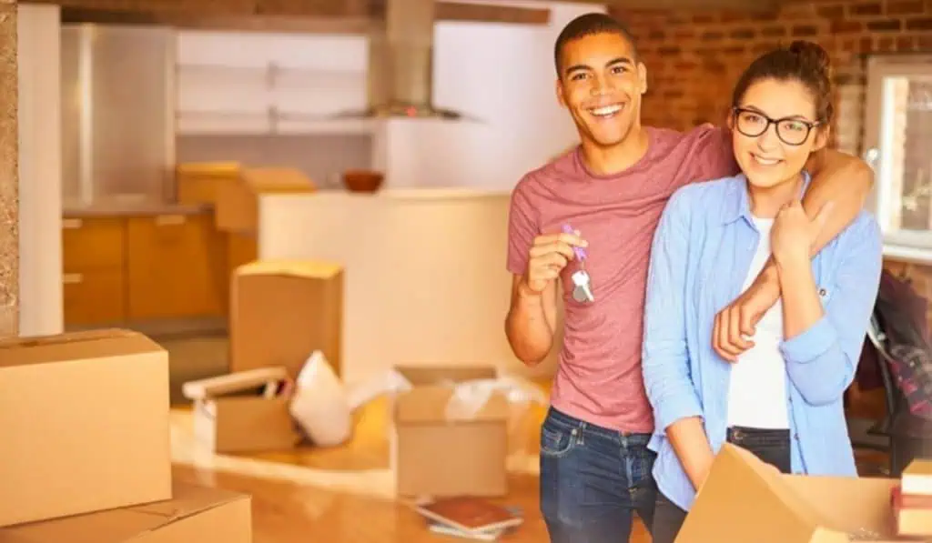Subastas o remates de vivienda: inmuebles hasta 30 % menos de su valor Al invertir en el mercado inmobiliario, es importante considerar aspectos legales y fiscales.