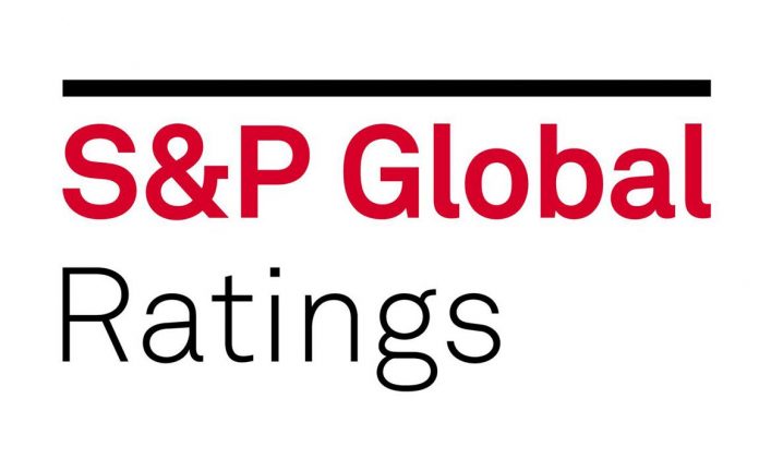 S&P Global Ratings revisó la perspectiva crediticia de 5 bancos en Colombia