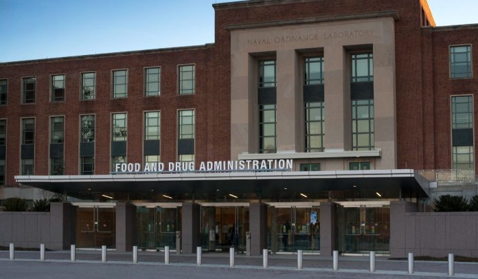 fda-administracion-drogas-medicamentos-estados-unidos EE. UU. detalla condiciones para aprobar uso de vacunas Covid-19 en menores de 12 años