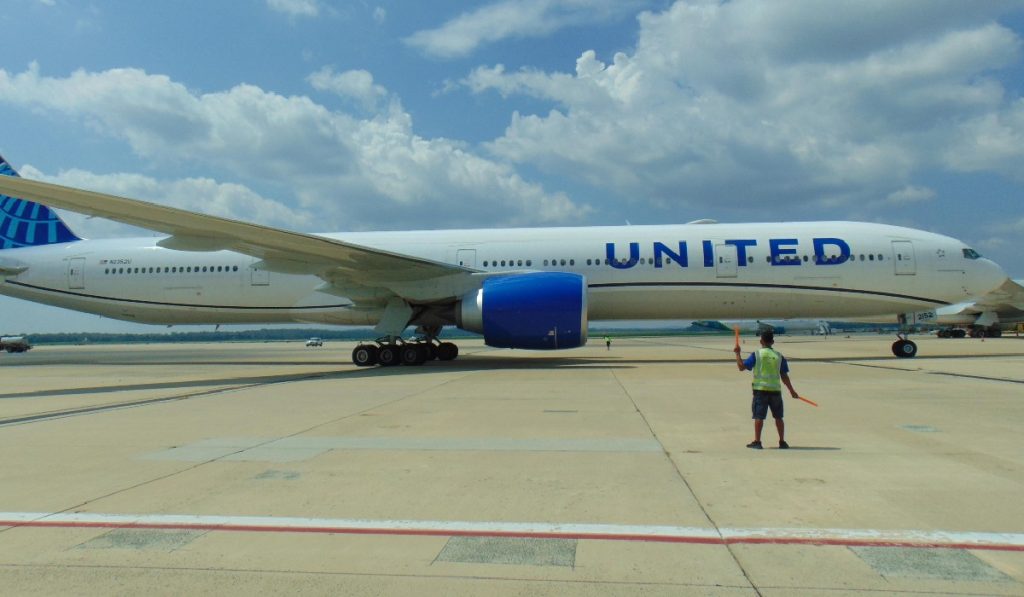 Demanda antimonopolio intenta poner freno a unión de American Airlines y JetBlue
