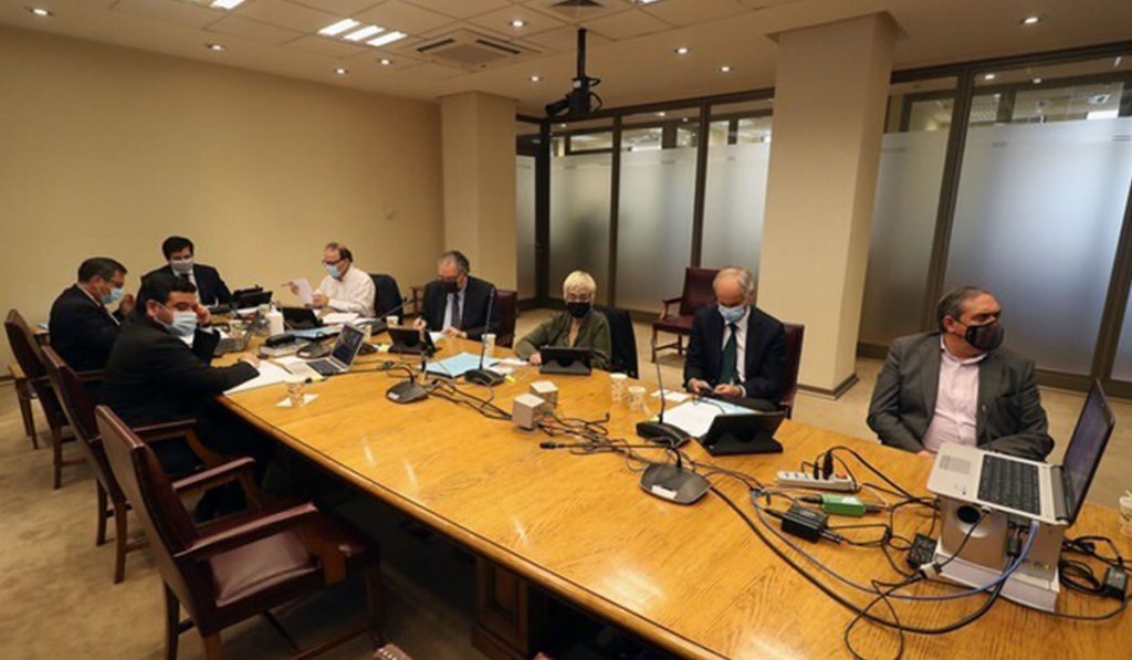 Comisión de Constitución del Senado chileno aprobó cuarto retiro de pensiones