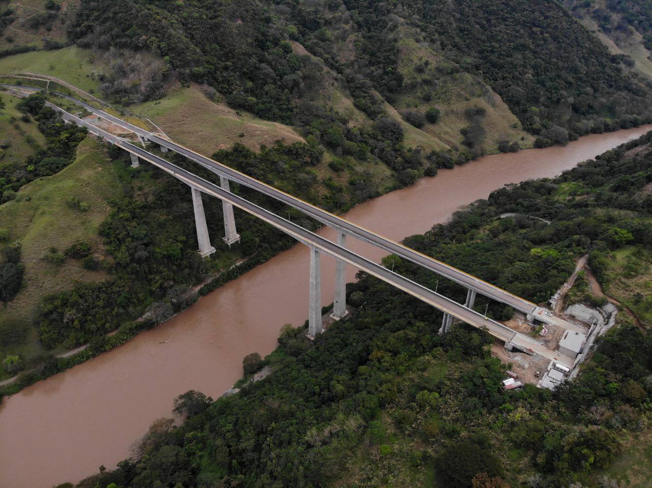 En fotos: así son las imponentes vías 4G que ya están operando en Colombia