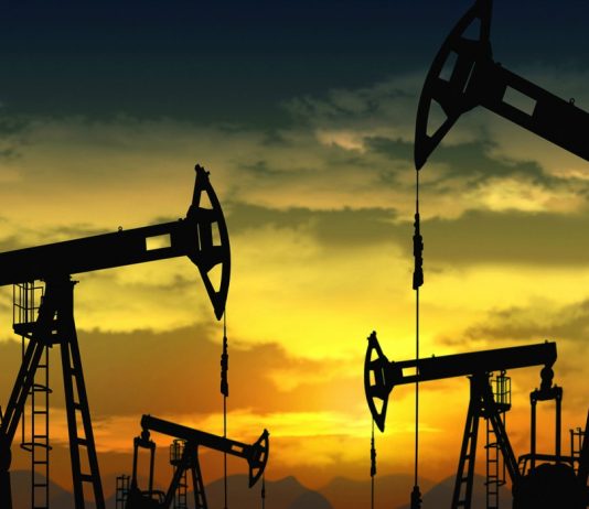 Petróleos Brent y WTI tocan hoy precio más alto en 11 meses