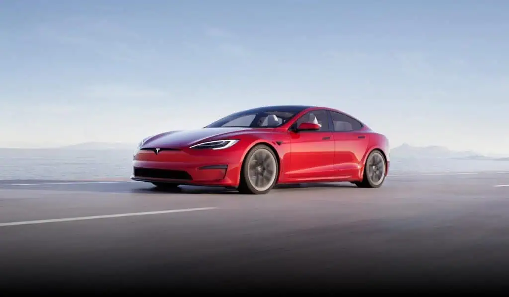 Tesla entregó 241.300 vehículos en el tercer trimestre, superando las expectativas Tesla entregó 241.300 vehículos en el tercer trimestre, superando las expectativas