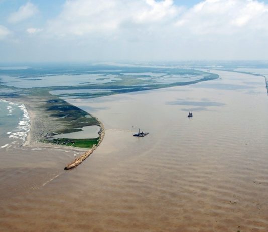 Gremios y alcaldía piden intervención para desbloquear puerto de Barranquilla; Gobierno estudiará alternativas