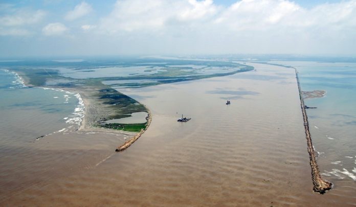 Gremios y alcaldía piden intervención para desbloquear puerto de Barranquilla; Gobierno estudiará alternativas