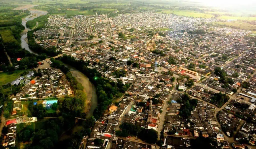 Urabá tendrá aeropuerto, dos puertos y hasta ferrocarril bioceánico Urabá tendrá aeropuerto, dos puertos y hasta ferrocarril bioceánico