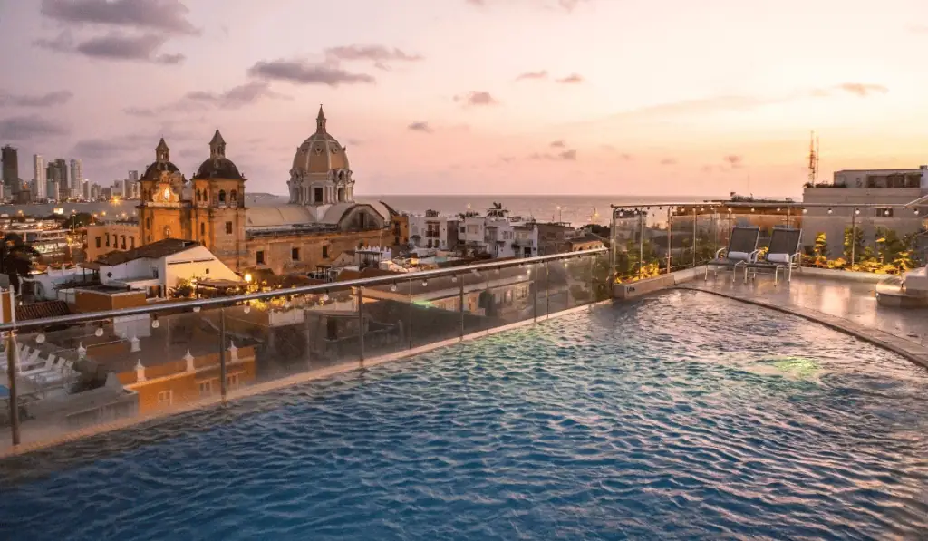 Hoteles Movich prevé cerrar 2021 con $70.000 millones en ingresos; se alista para eventos en 2022 Hoteles Movich prevé cerrar 2021 con $70.000 millones en ingresos; se alista para eventos en 2022
