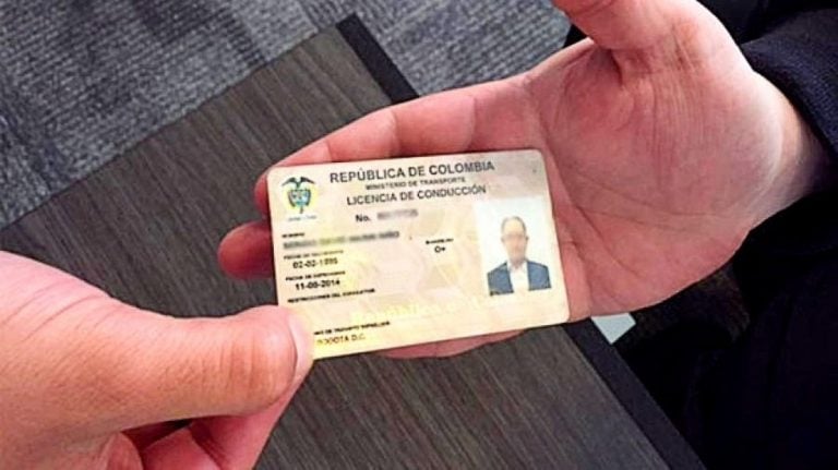 Licencia de conducción en Colombia