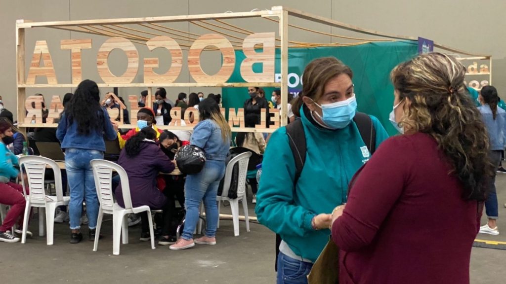 Alianza entre Bogotá y el sector privado para que familias vulnerables tengan vivienda