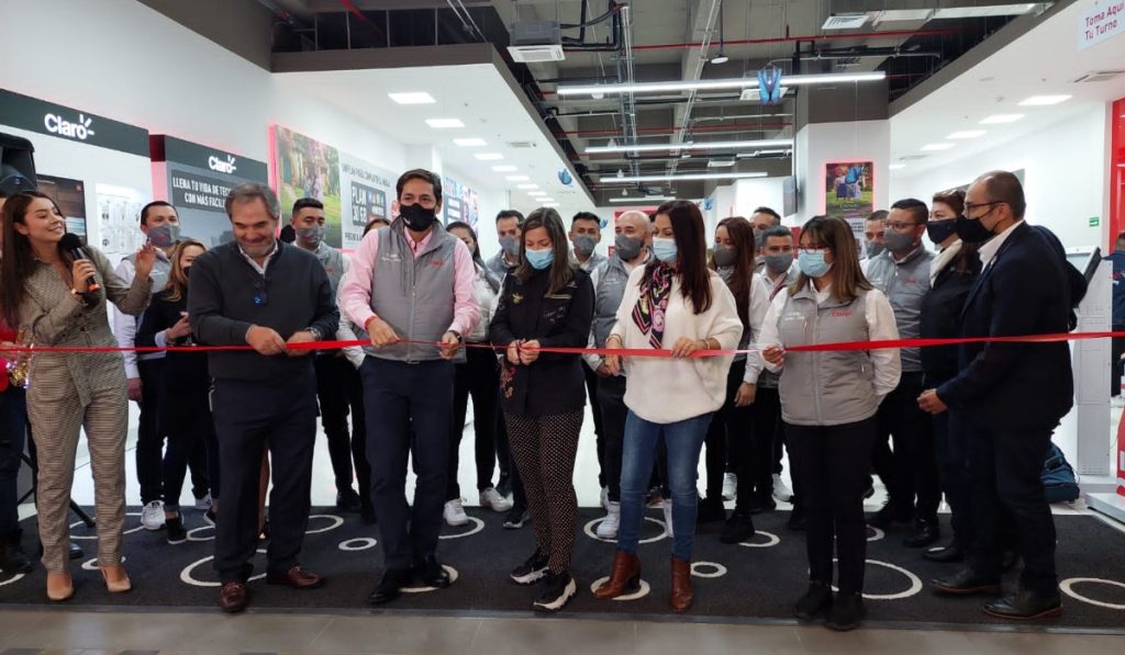 Con inversión de más de $14.000 millones, Claro alcanzó 2.097 puntos de atención y ventas en Colombia