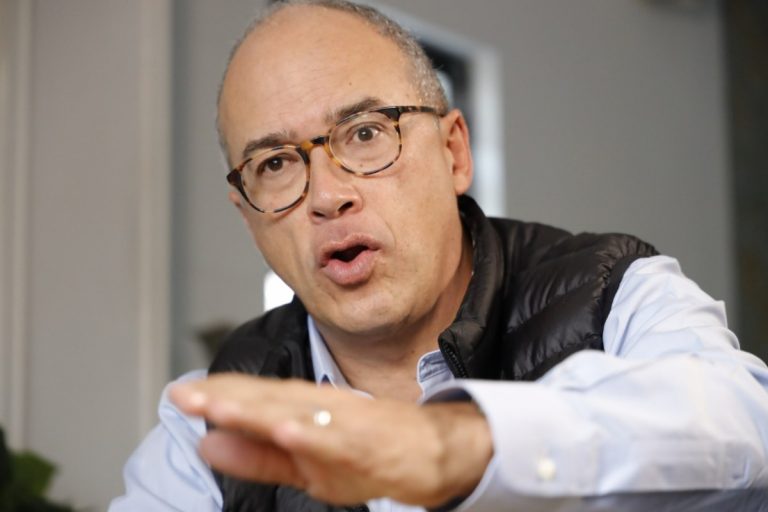 Entrevista | Juan Carlos Echeverry explica su propuesta de salario mínimo y crecimiento de la economía