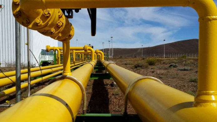 Colombia: Producción de gas subió 3,3%, la de petróleo cayó 1,48% en octubre