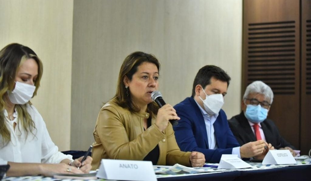 PIB de alojamiento y servicios de comida en Colombia crecería hasta 14 % en 2022