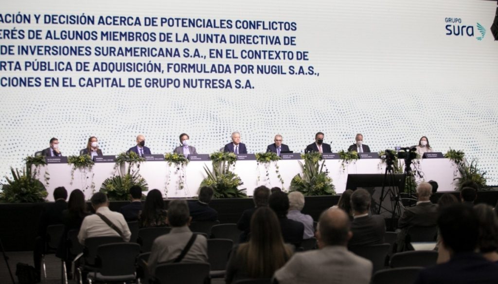 Aprueban que tres miembros de junta de Grupo Sura no decidan sobre OPA de Gilinski a Nutresa
