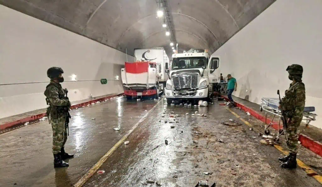 Formulan cargos por accidente en vía La Línea que dejó ocho muertos y 36 heridos Formulan cargos por accidente en vía La Línea que dejó ocho muertos y 36 heridos