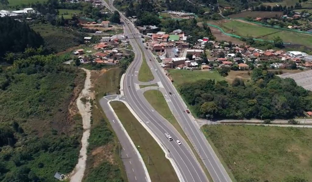 Bogotá - Medellín en cinco horas: el megaproyecto de Mario Huertas y Conconcreto se adjudicaría en 2022