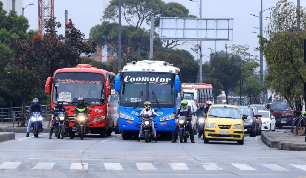 Alertan por cambios de última hora en millonaria licitación del Runt en Colombia