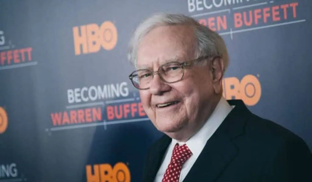 Crece el patrimonio de Warren Buffet, a excepción de los otros más ricos Crece el patrimonio de Warren Buffet, a excepción de los otros más ricos