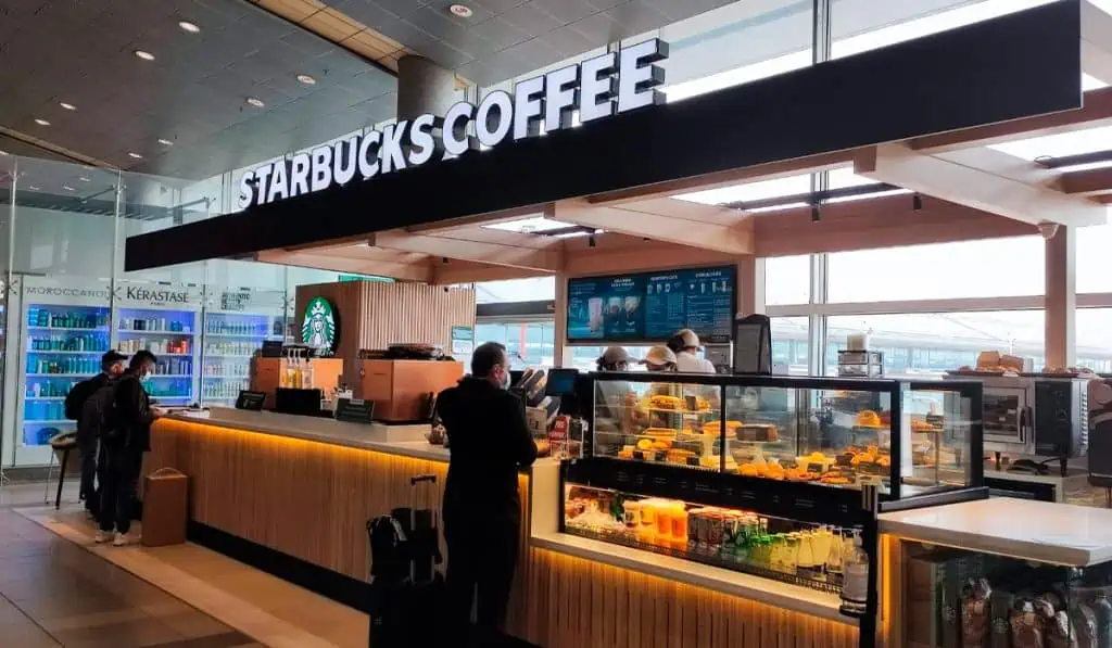 starbuckscoffee Starbucks, Domino’s y Archies crecerán en Colombia: Alsea anuncia inversión para abrir nuevos locales