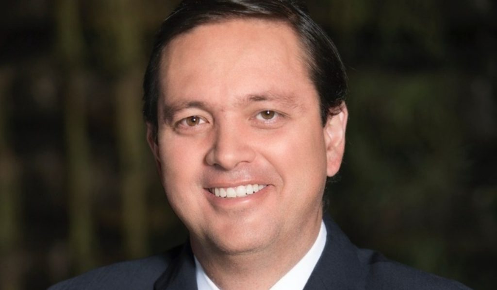 Andrés Fajardo es nombrado nuevo CEO de multinacional de cannabis Clever Leaves Andrés Fajardo es nombrado nuevo CEO de multinacional de cannabis Clever Leaves